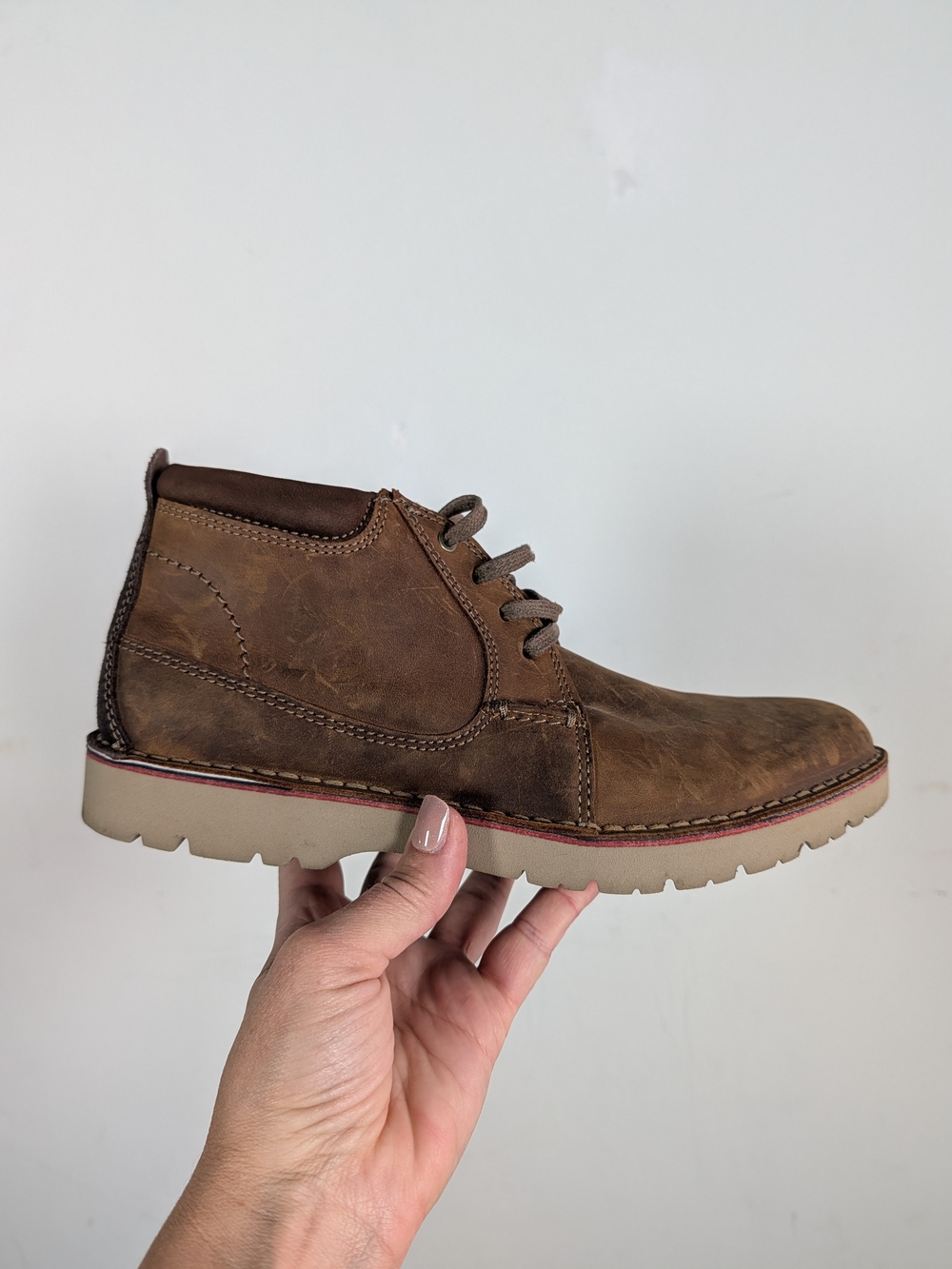 Men's Clarks Brown Leather Casual Chukka Boots, Size 7.5M